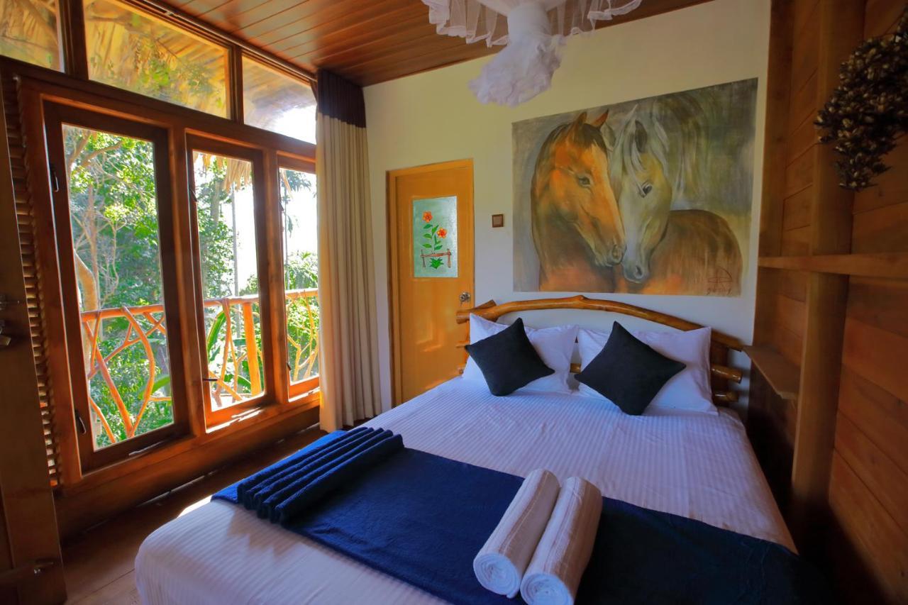 The Winsome & Tree House Bed & Breakfast Procida Dış mekan fotoğraf